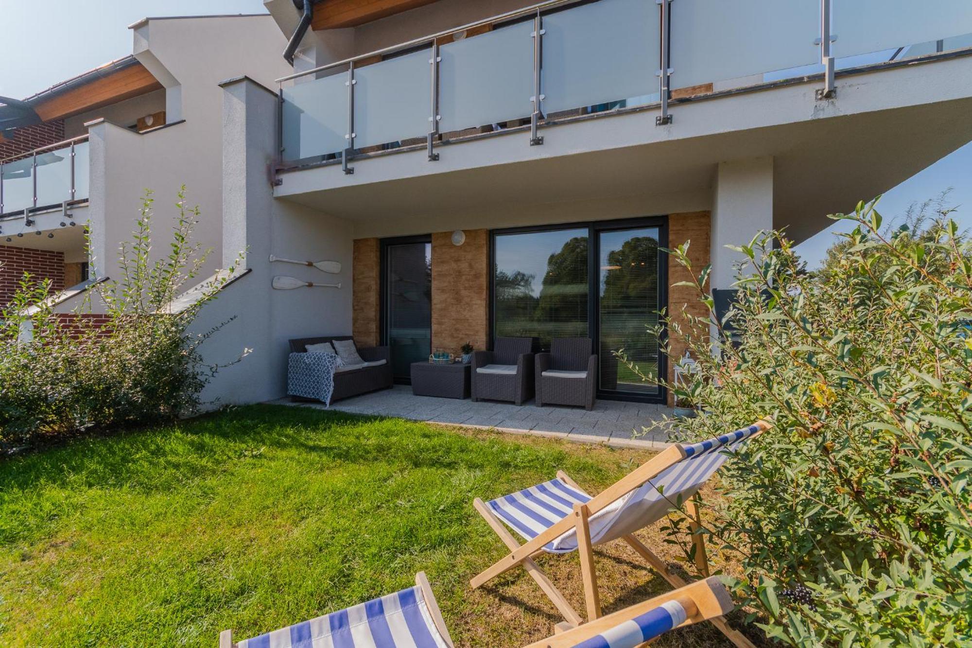 Apartament Lubie Blekit Jantar Exteriör bild